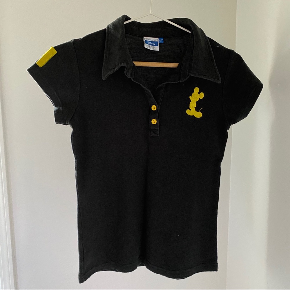 Vintage yellow Micky Mouse Disney black tee shirt